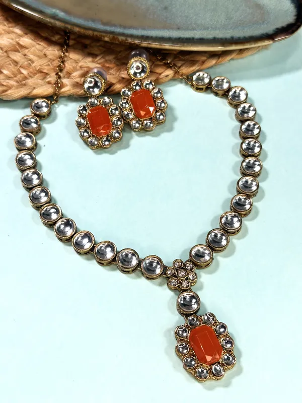 Kundan_And_Alloy_Orange_Jewellery_Set_For_Women