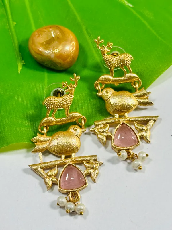 Dhivara_Pink_Bird_Anti_Tarnish_Earring