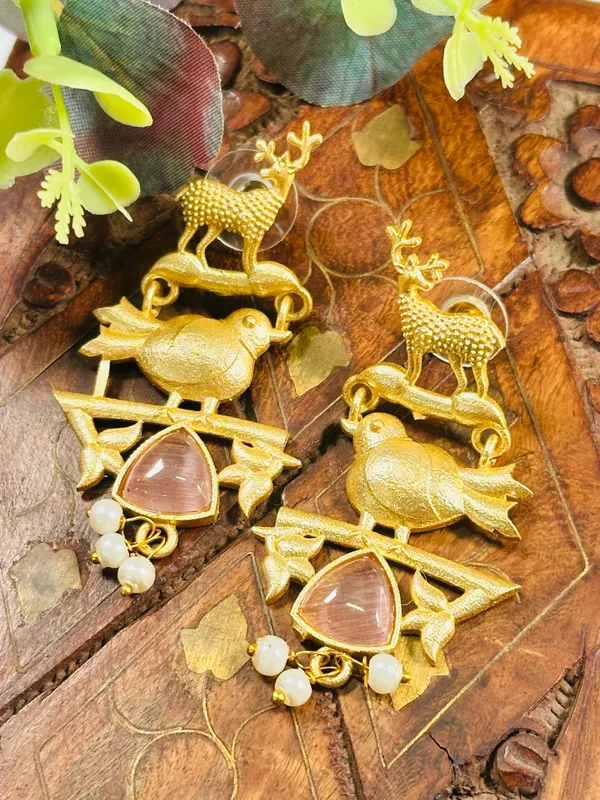 Dhivara_Pink_Bird_Anti_Tarnish_Earring