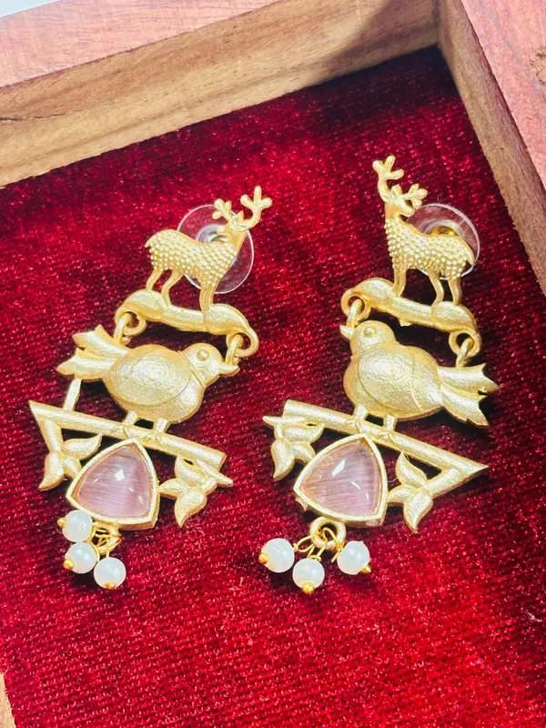 Dhivara_Pink_Bird_Anti_Tarnish_Earring