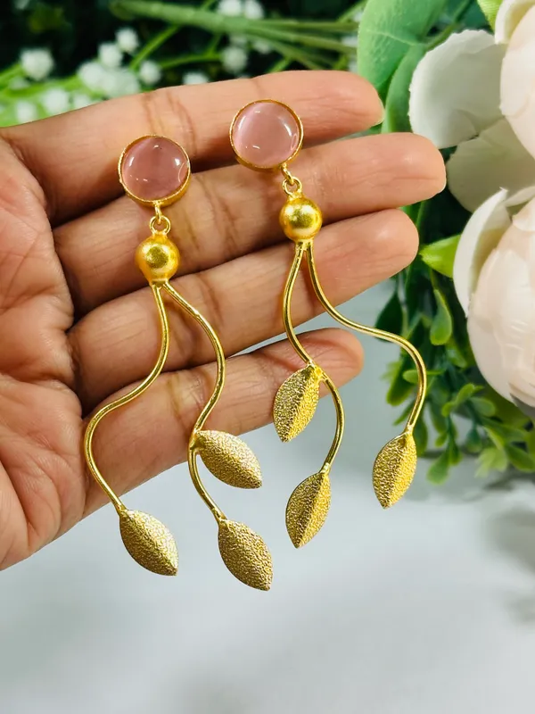 Dhivara_Pink_Manavi_Anti_Tarnish_Earring