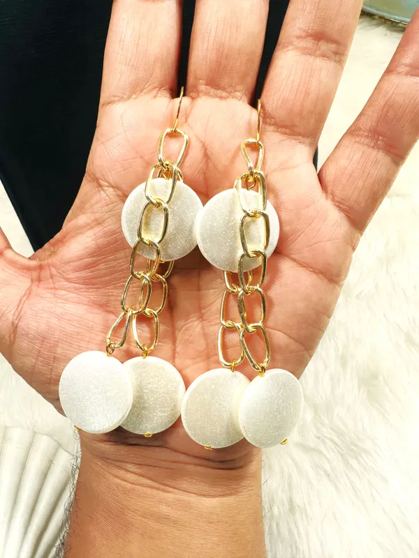 Dhivara_Styles_Long_Earrings