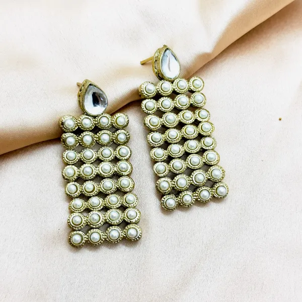Stylish_Kundan_And_Alloy_Women���S_Earring