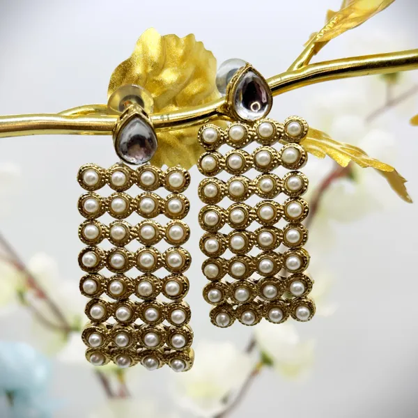 Stylish_Kundan_And_Alloy_Women���S_Earring