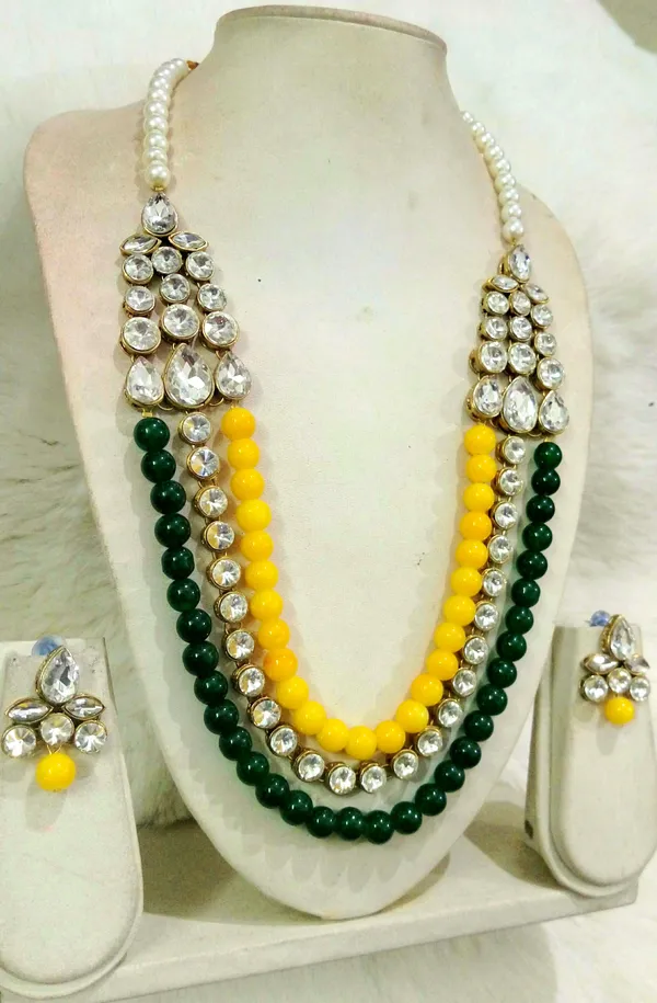 Three_Layer_Yellow_And_Green_Pearl_Necklace_Set