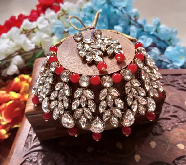 Traditional_Red_Pearl_And_Kundan_Chokar_Set