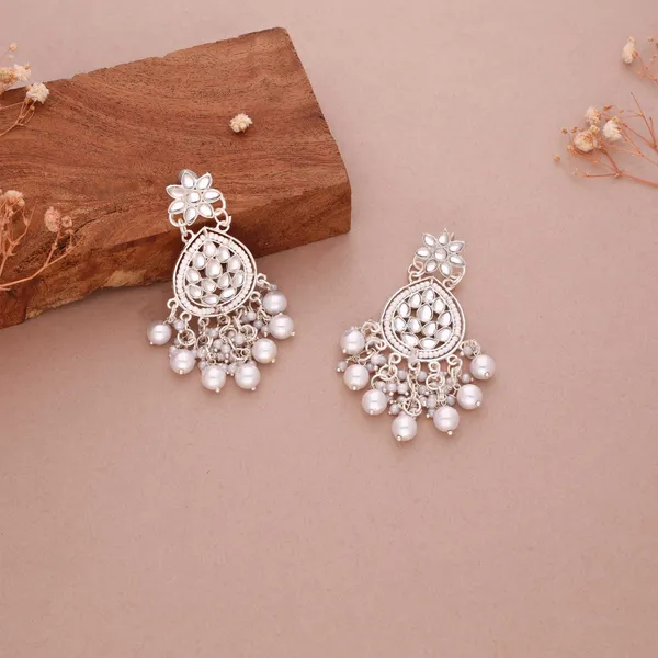 Dhivara_Villy_Earring