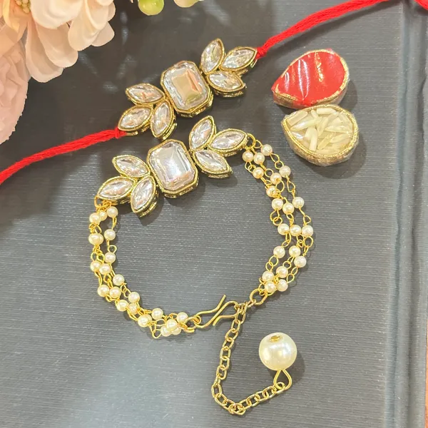 Dhivara_Designer_Bhaiya_Bhabhi_Rakhi_With_Roli_Chawal_(1_Bhabhi_Rakhi,_1_Bhaiya_Rakhi,_Roli_Chawal)
