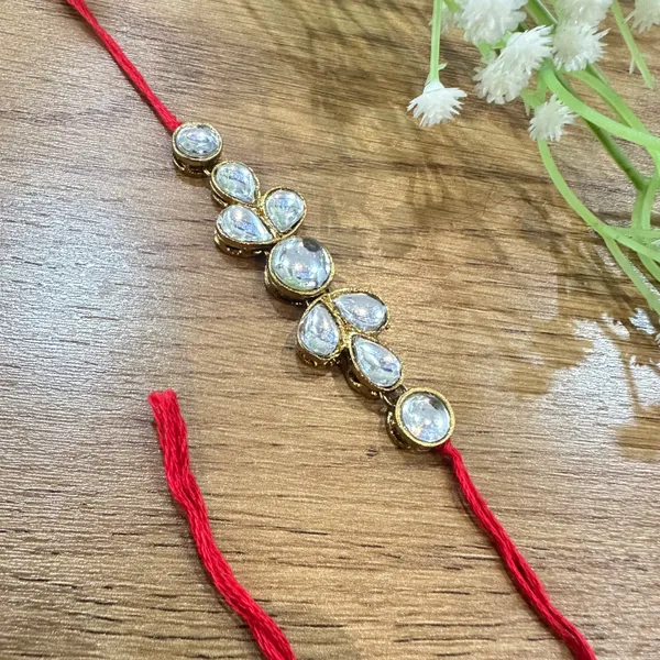 Dhivara_Designer_Bhaiya_Rakhi_With_Roli_Chawal_(1N_Bhaiya_Rakhi)