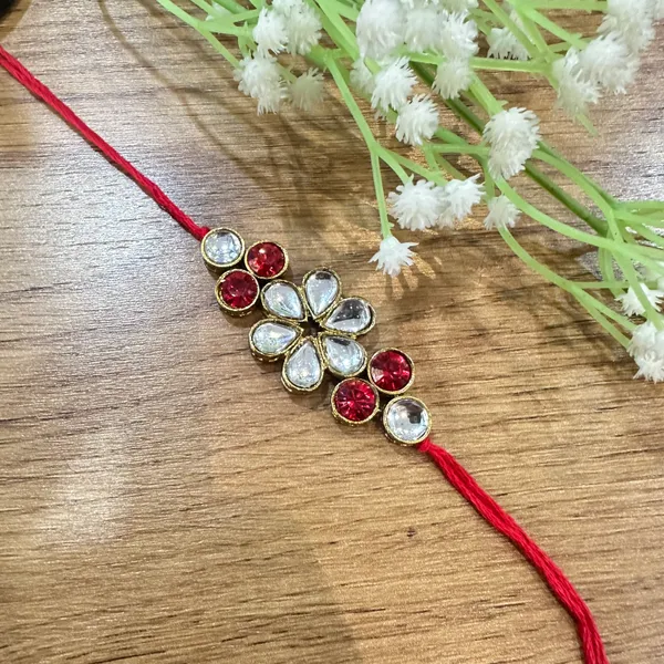 Dhivara_Designer_Bhaiya_Rakhi_With_Roli_Chawal_(1N_Bhaiya_Rakhi)