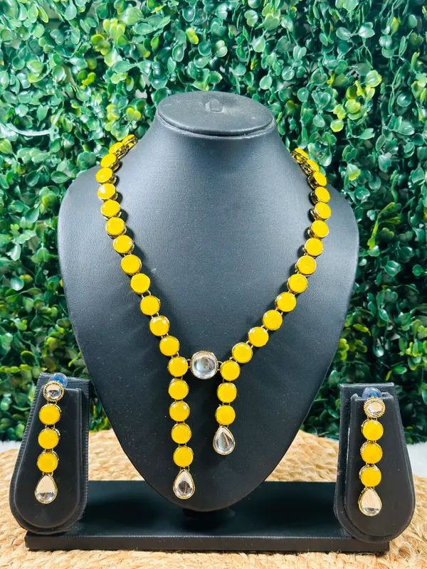 Yellow_Alloy_Copper_Jewellery_Set_For_Women