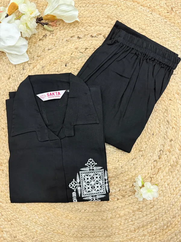 Women_Luxe_Black_Co-ord_Set_in_Linen_cotton