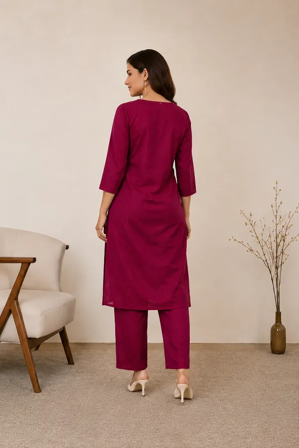 Pink_Cotton_Silk_Floral_Embroidered_Kurta_for_Women