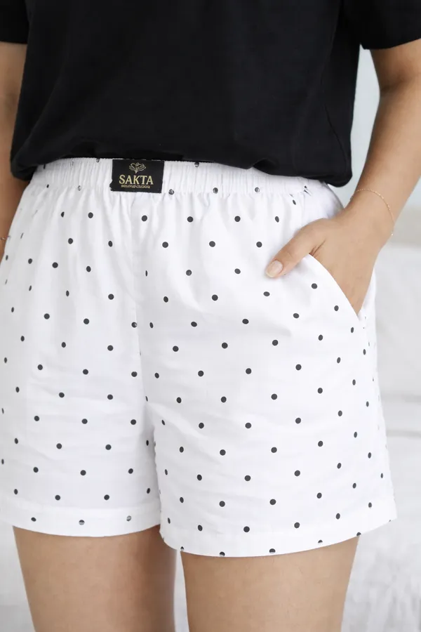 White_&_Black_Cotton_Half_Sleeve_Round_T_Shirt_With_Shorts_For_Women