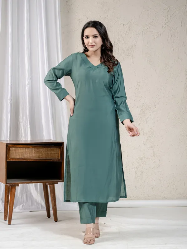 Green_Pure_Muslin_Straight_Cut_Kurta_Set