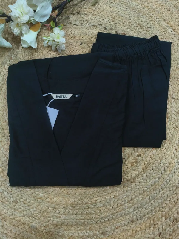 Black_Cotton_Silk_3/4_Sleeves_V-Neck_A-Line_Kurta_With_Bottom_For_Women