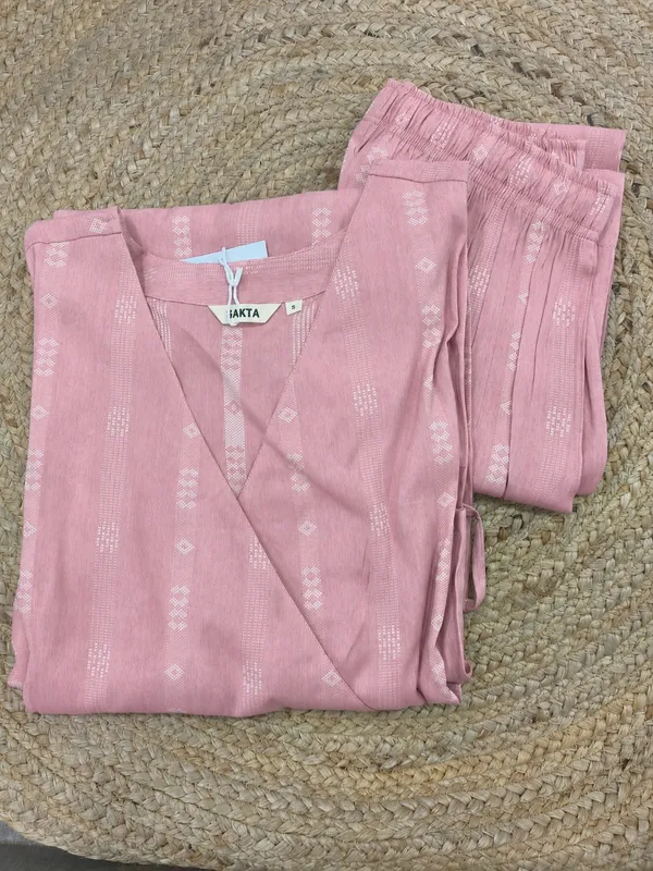 Pastel_Pink_Viscose_Blend_3/4_Sleeves_V-Neck_Angrakha_Kurta_With_Bottom_Set_For_Women