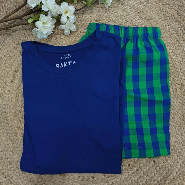 Green_&_Blue_Short_Cotton_Half_Sleeve_Round_T_Shirt_With_Shorts_For_Women