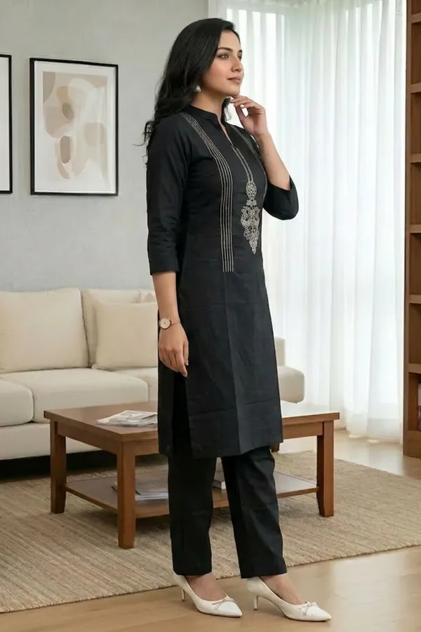 Black_Artisan_Embroidered_Kurta_Set