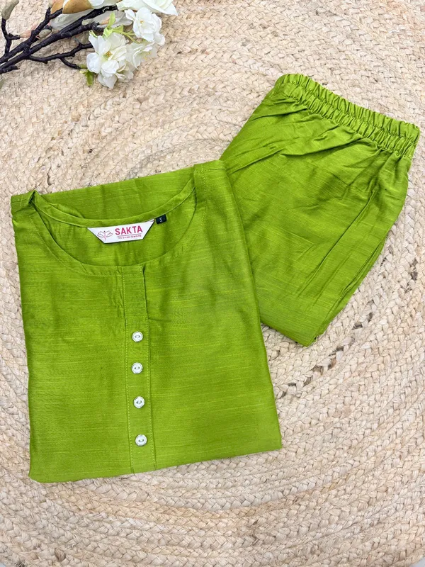 Wasabi_Green_Plain_Luxe_Kurta_Set