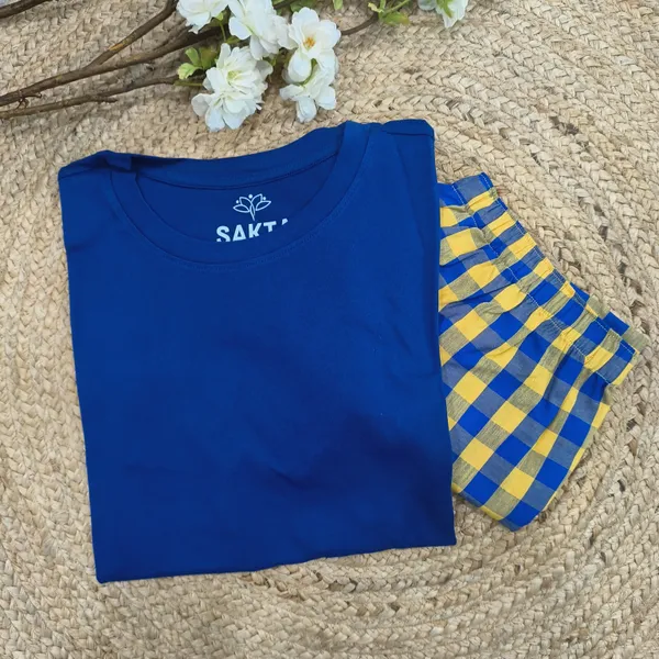 Yellow_&_Blue_Short_Cotton_Half_Sleeve_Round_T_Shirt_With_Shorts_For_Women