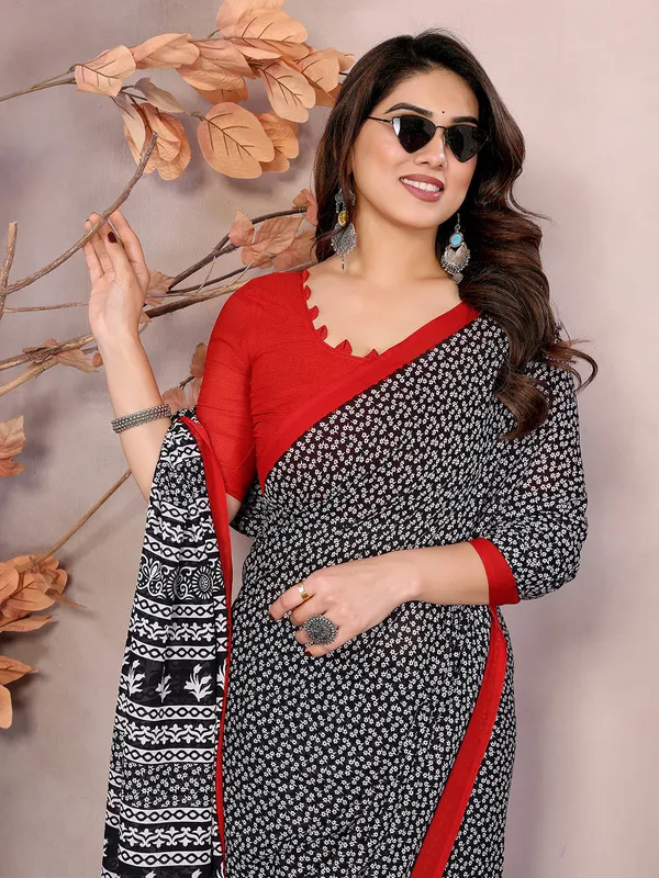 Bollywood_Style_Daily_Wear_Georgette_light_weight_saree