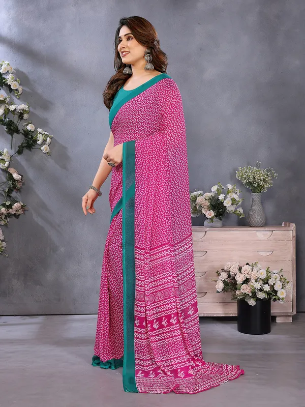 Floral_Print_Georgette_saree_with_Unstitched_Blouse_Piece