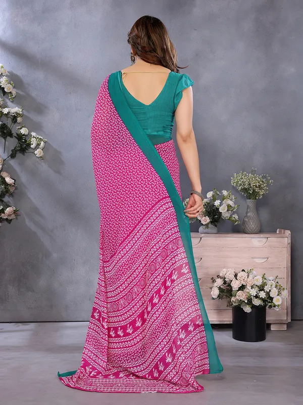 Floral_Print_Georgette_saree_with_Unstitched_Blouse_Piece