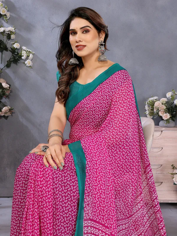 Floral_Print_Georgette_saree_with_Unstitched_Blouse_Piece