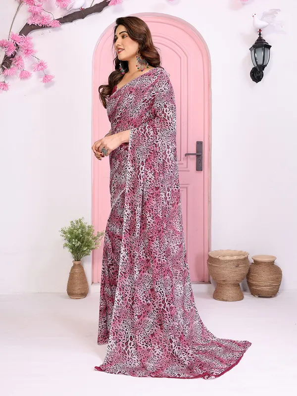 Anand_Sarees_Printed,_Animal_Print_Daily_Wear_Georgette_Saree_(Maroon,_Grey)