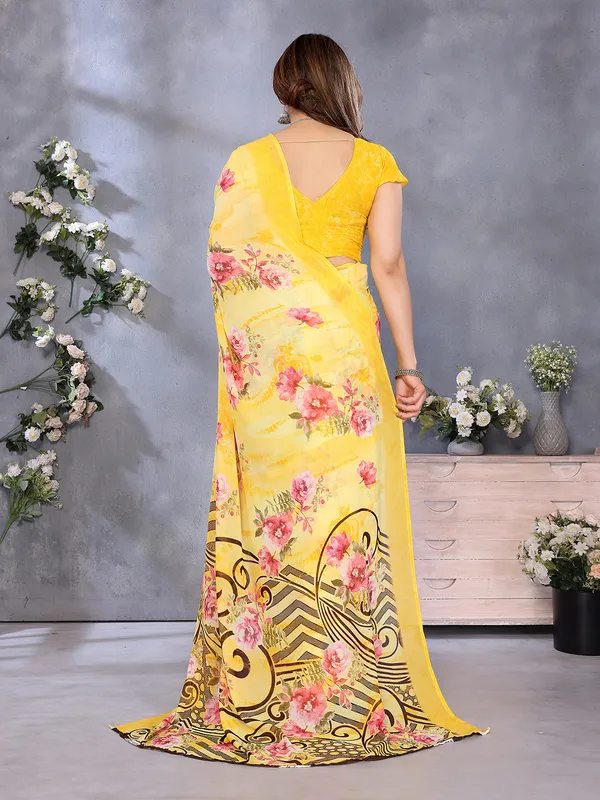 Floral_Print_Georgette_saree_with_Unstitched_Blouse_Piece