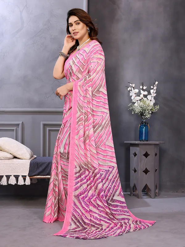Anand_Sarees_Ombre,_Striped,_Printed_Daily_Wear_Georgette_Saree_(Pink,_Multicolor)