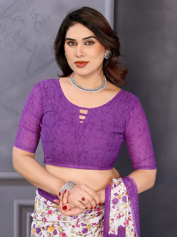 Anand_Sarees_Ombre,_Paisley,_Floral_Print_Daily_Wear_Georgette_Saree_(Purple,_White)