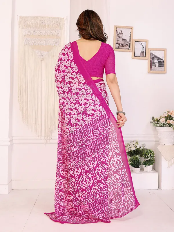Anand_Sarees_Paisley,_Floral_Print_Daily_Wear_Georgette_Saree_(Pink)