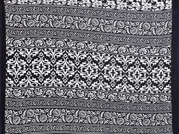 Anand_Sarees_Paisley,_Floral_Print_Daily_Wear_Georgette_Saree_(Black)