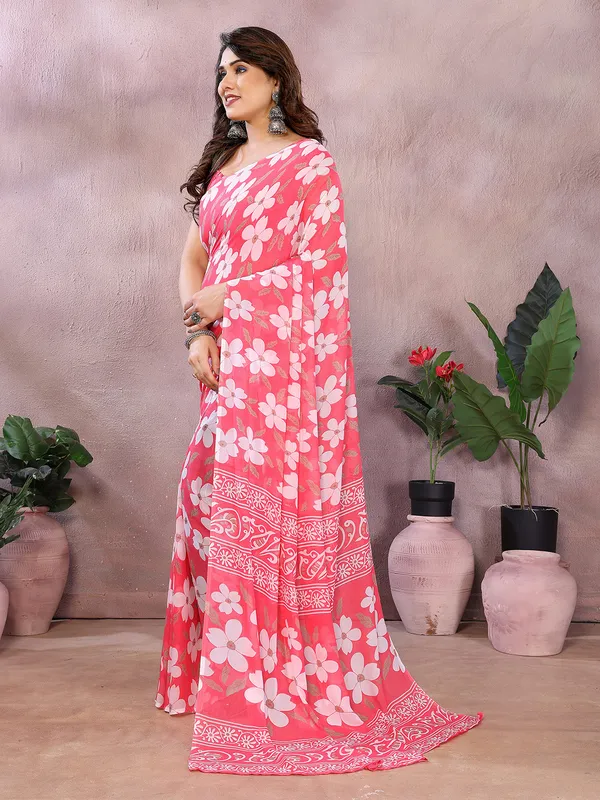 Anand_Sarees_Paisley,_Floral_Print_Daily_Wear_Georgette_Saree_(Pink)
