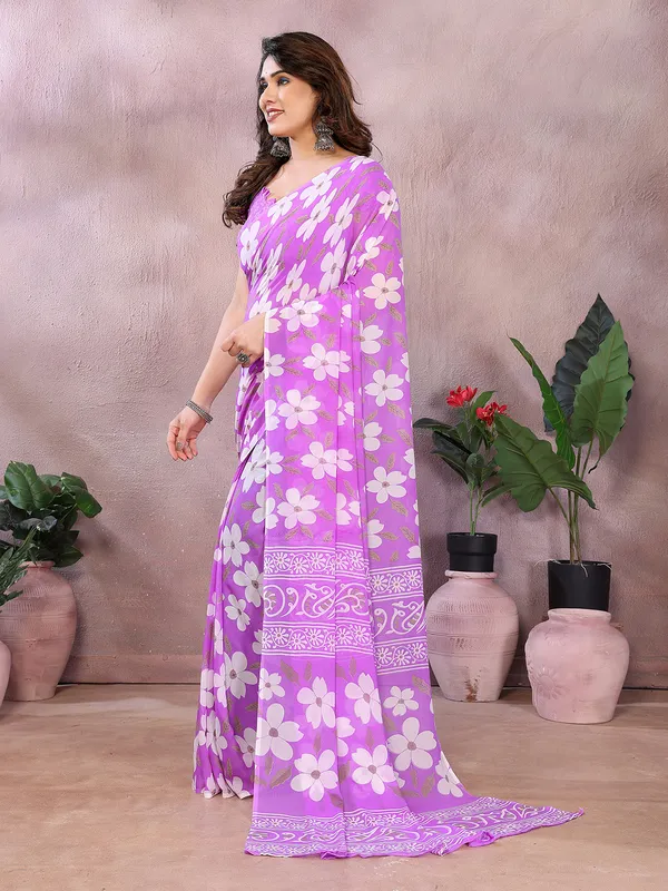 Anand_Sarees_Paisley,_Floral_Print_Daily_Wear_Georgette_Saree_(Purple)