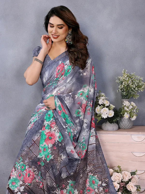Floral_Print_Georgette_saree_with_Unstitched_Blouse_Piece