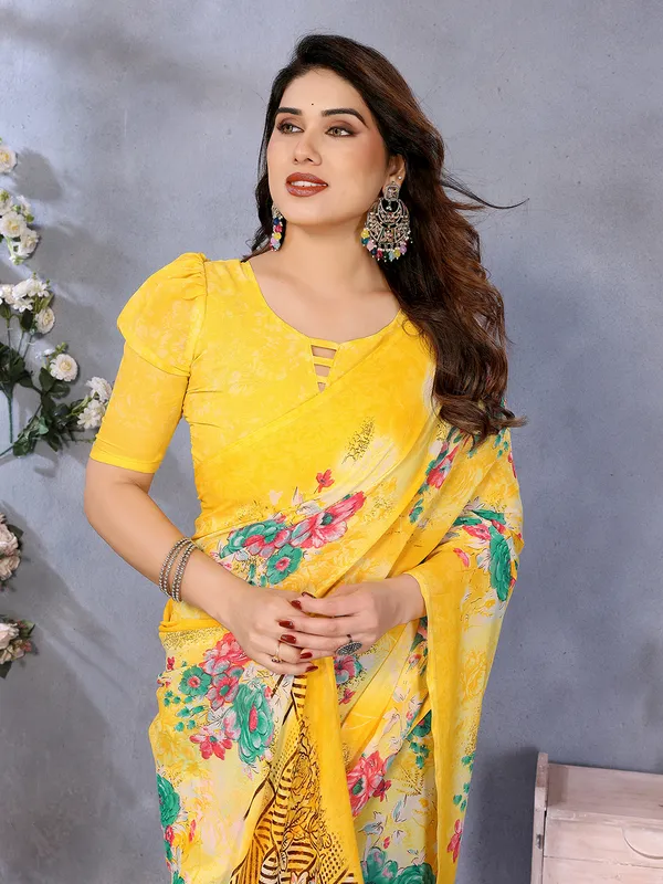 Floral_Print_Georgette_saree_with_Unstitched_Blouse_Piece