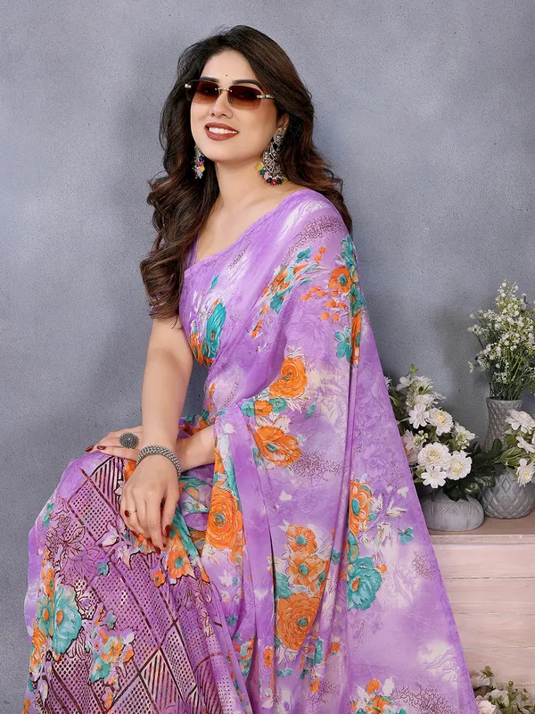Floral_Print_Georgette_saree_with_Unstitched_Blouse_Piece
