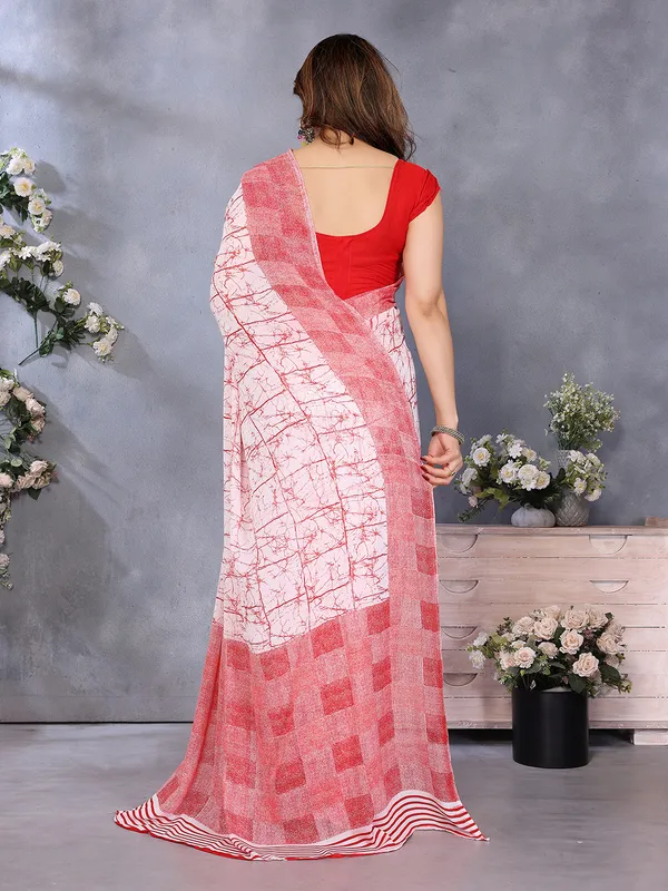 Floral_Print_Georgette_saree_with_Unstitched_Blouse_Piece