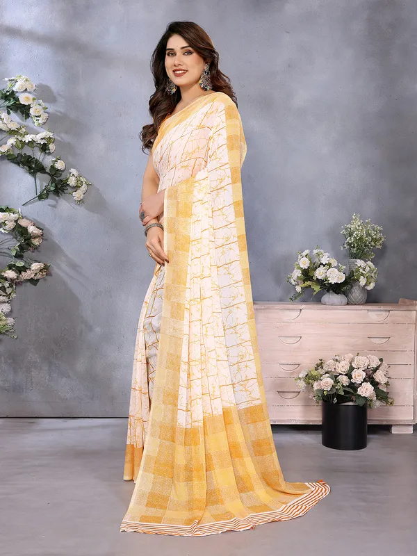 Floral_Print_Georgette_saree_with_Unstitched_Blouse_Piece