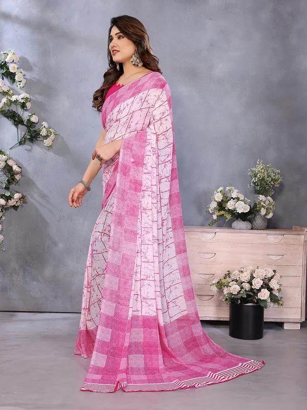 Floral_Print_Georgette_saree_with_Unstitched_Blouse_Piece