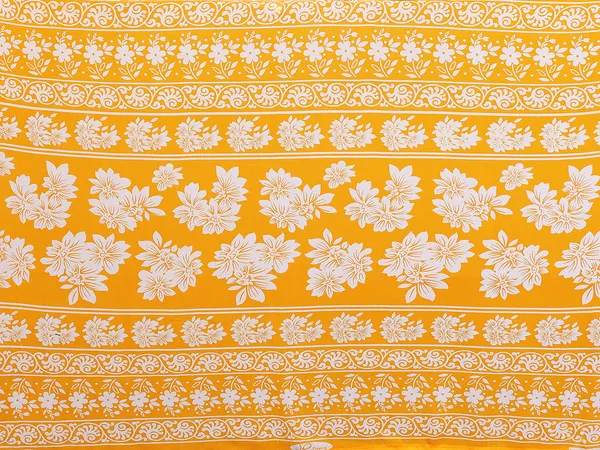 Floral_Print_Georgette_saree_with_Unstitched_Blouse_Piece