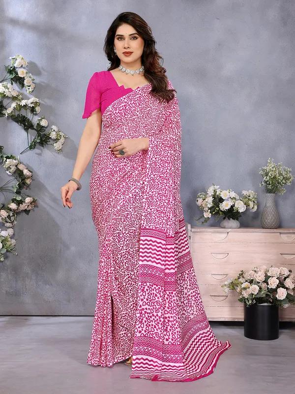 Floral_Print_Georgette_saree_with_Unstitched_Blouse_Piece