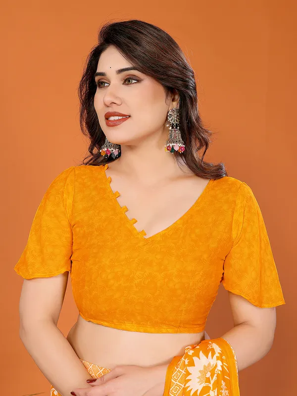 Floral_Print_Georgette_saree_with_Unstitched_Blouse_Piece