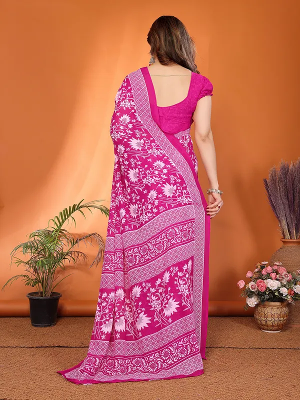 Floral_Print_Georgette_saree_with_Unstitched_Blouse_Piece
