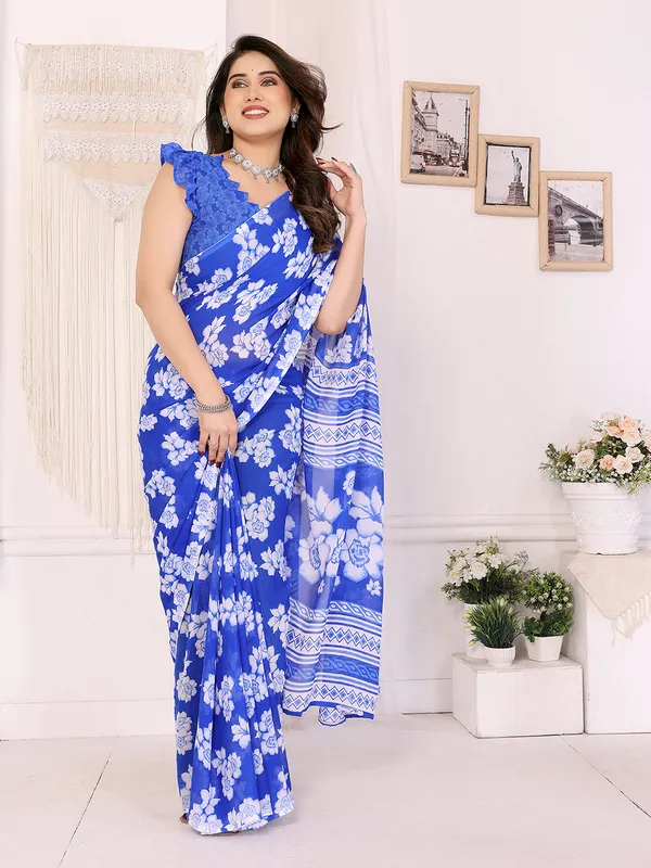 Floral_Print_Georgette_saree_with_Unstitched_Blouse_Piece