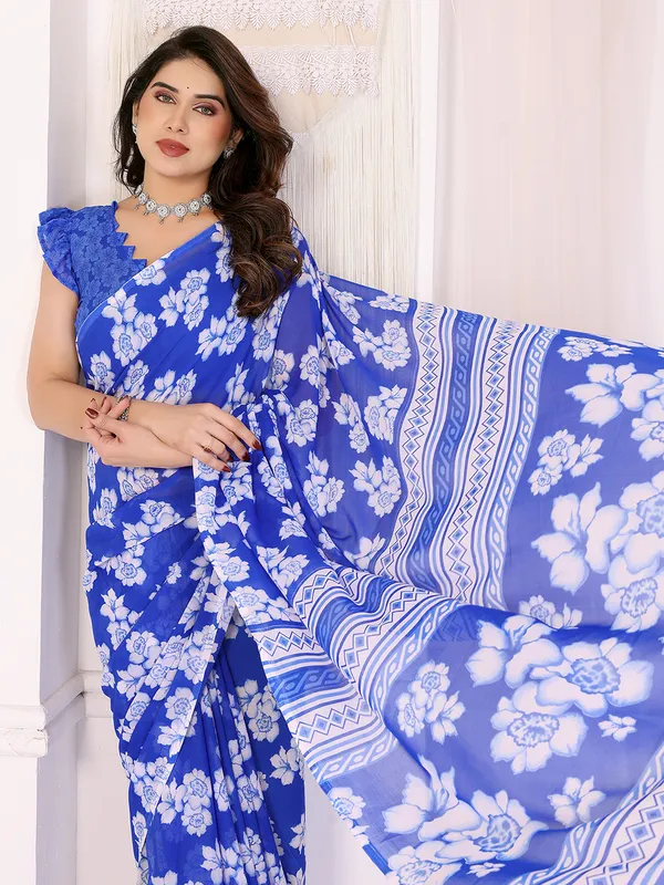 Floral_Print_Georgette_saree_with_Unstitched_Blouse_Piece