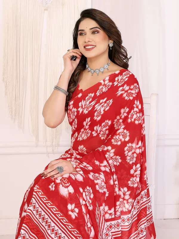 Floral_Print_Georgette_saree_with_Unstitched_Blouse_Piece